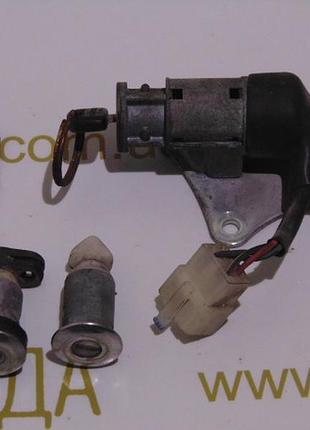 Комплект замків honda tact af 16