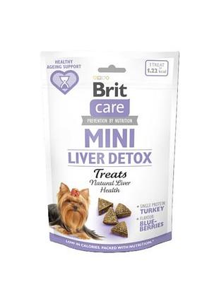 Функциональное лакомство для собак малых пород brit care mini trats liver detox.