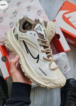 Чоловічі кросівки nike acg mountain fly