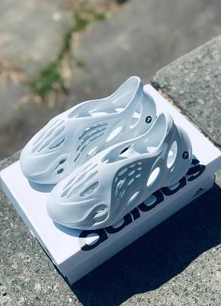 Adidas yeezy foam runner white — стильні унісекс сабо | хіт продажу 2026 | легкі та комфортні женские/мужские молодежные крокси