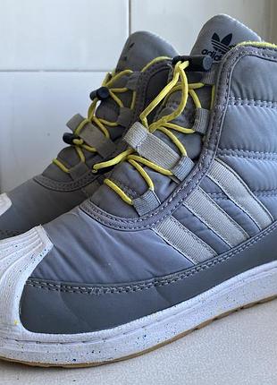 Ре вики adidas 28/29р. оригінал