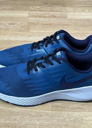 Кросівки nike оригінал в ідеальному стані. 38 розмір