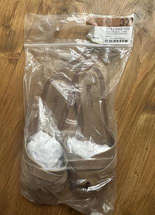 Шльопанці pull&bear 2