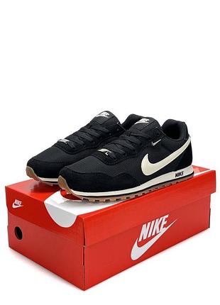 Nike md runner 2 black beige 3