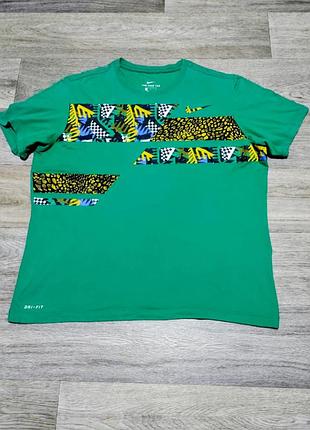 Чоловіча футболка nike з принтом, розмір l.