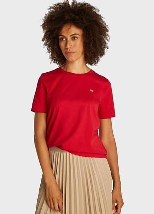 Женская красная футболка tommy hilfiger