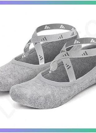 Шкарпетки для йоги adidas yoga socks сірі s/m нековзні для занять спортом та фітнесом унісекс sku_adyg-30201gr