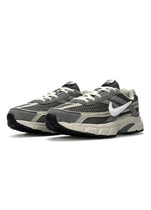 Nike initiator grey beige