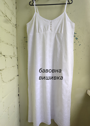 Невероятная белая вышитая хлопковая ночная рубашка с прошвой