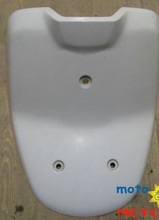 Клюв honda topic af 38 (64301-gbca-0000) білий
