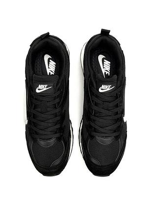 Nike waffle s black white 4