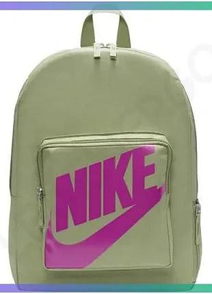 Рюкзак nike y nk classic 16l зелений дитячий спортивний рюкзак для школи та прогулянок sku_ba5928-386