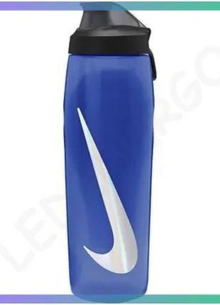 Пляшка nike refuel locking lid 946 мл синя біла чорна для спорту з клапаном для води унісекс sku_n.100.7670.423.32