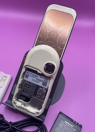 Кнопочний телефон nokia 7373 8