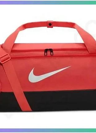 Спортивна сумка nike nk brsla s duff 9.5 41l червона чорна унісекс для тренувань та подорожей sku_dm3976-814