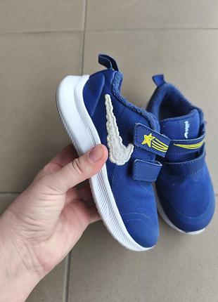 Оригінальні кросівки nike