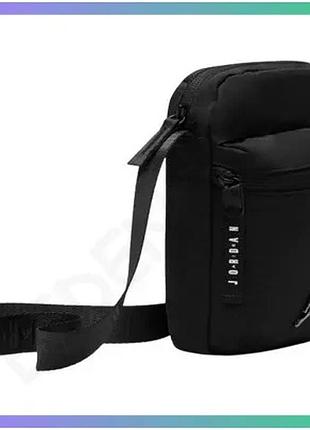 Сумка крос-боді nike airborne festival bag 0,75l чорна спортивна сумка для особистих речей унісекс sku_9a0631-023
