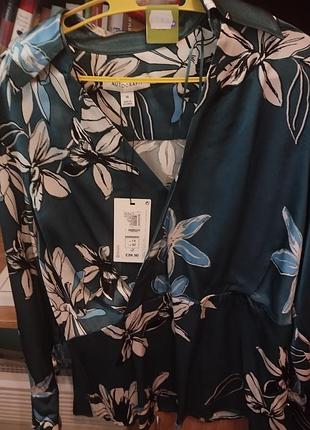 Блуза marks & spencer нова з біркою. зелена атласна в квіти. 14 розмір (український на 48-50)