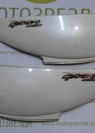 Бічні обтічники honda tact af51 (білі)