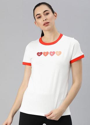 Женская футболка nike
