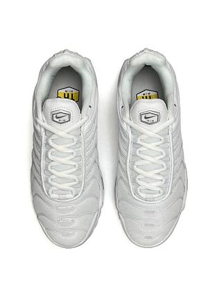 Nike air max plus white 4