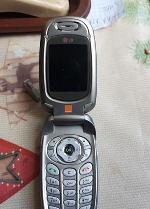 Продам телефон lg c3310