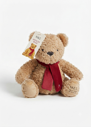 Плюшевий ведмедик spencer bear від компанії marks & spencer, випущений спеціально до різдва 2022 року.
