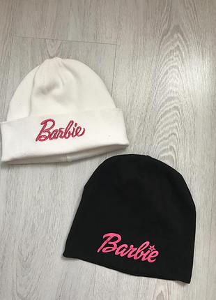 Лот шапок barbie