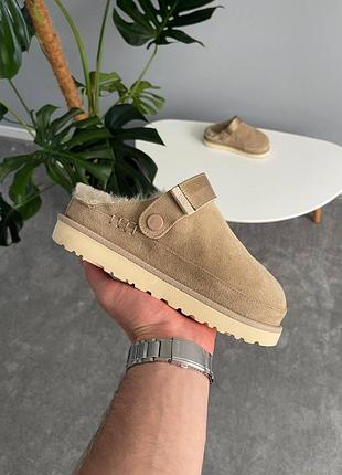 Жіночі бежеві сліпперс ugg goldenstar clog sand х клог 36