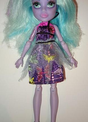 Продам оригінальну twyla з серії garden ghouls.
