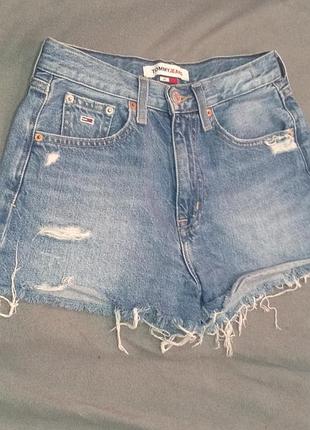 Джинсовые шорты tommy jeans 25 made in tunisia 100% cotton (стан идеальный)