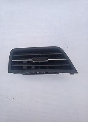 Воздуховод левый в торпеду passat b9 19-24 vag 561819703g