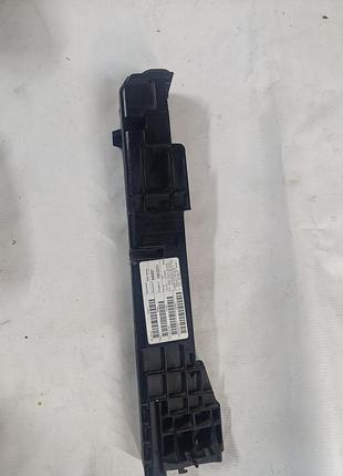 Кронштейн крепления радиатора левый bmw x3 f25 x4 f26 11-17 17117593838,7593838