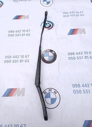 Рычаг-поводок стеклоочистителя лобового стекла,правый сторона пасажыра bmw x3 f25 61617213272