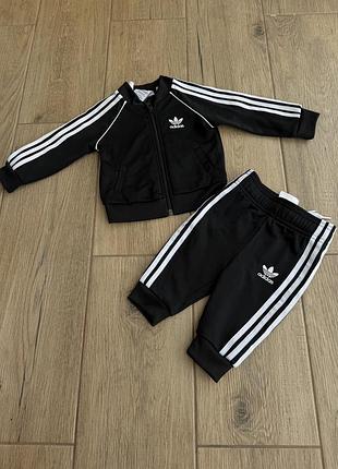 Дитячий спортивний костюм adidas originals (3-6 міс, 68 см) / оригінал