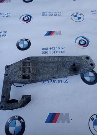Кронштейн кпп bmw x3 f25 11-17 22316786567, 2231678656701 6786567 678656701