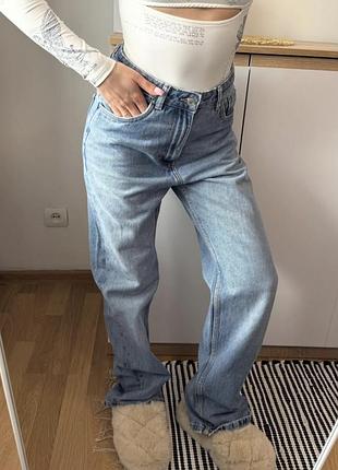 Прямі джинси stradivarius straight