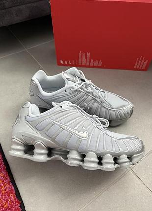 Нові оригінальні кросівки найк shox tl