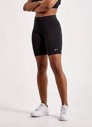 Спортивні шорти велосипедки nike