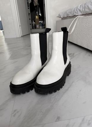 Calvin klein jeans chelsea boot білі шкіряні черевики eu 38