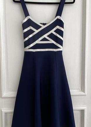 Guess сукня xs 💙