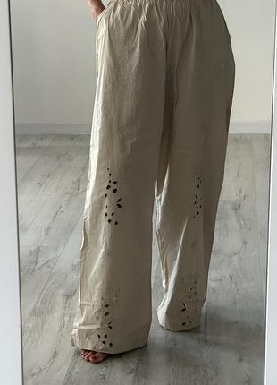 Брюки штани з вишивкою zara
