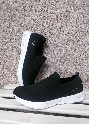 Кросівки walkx