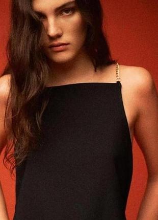 Цікавий чорний топ з квадратним вирізом із ланцюжками zara
🤩🤩🤩🤩🤩🤩🤩🤩🤩🤩