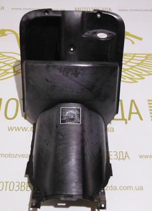 Подгазетник suzuki sepia ca1hb (92111-39c1) черный