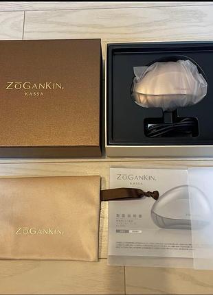 Zogankin kassa – компактний домашній апарат для комплексного догляду за обличчям та тілом.