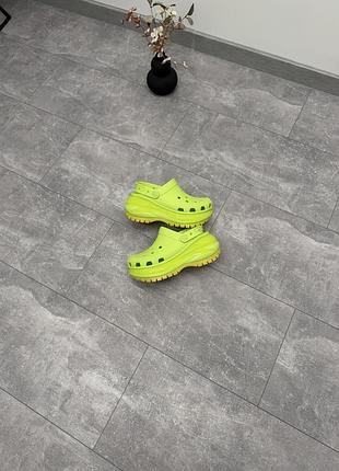 Crocs classic mega crush з масивною платформою
