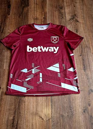 Мужская уникальная футболка jersey umbro west ham оригинал