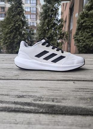 Adidas. кросівки адідас. легкі кросівки. кросівки для тренувань. білі кросівки. кросівки 38 розмір.