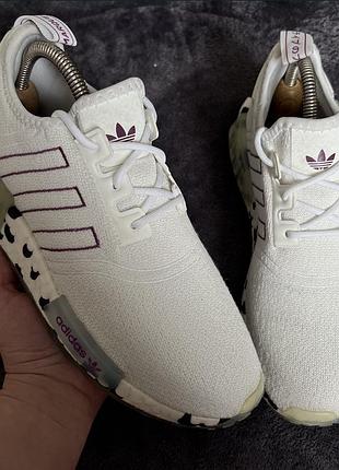 Жіночі кросівки adidas nmd_r1. p. 40.